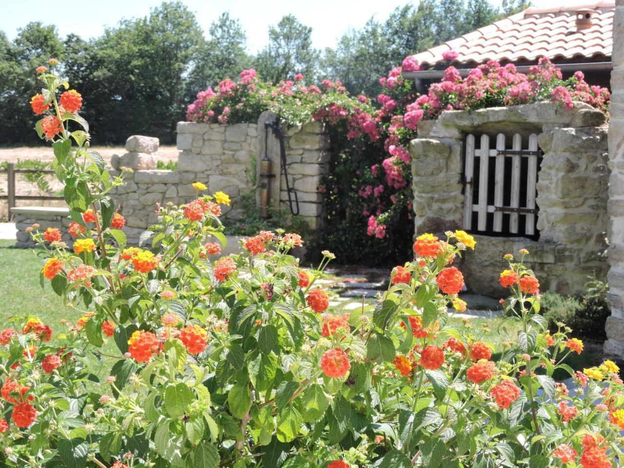 Le Manoir Du Pas Jahan Couëron Exterior foto